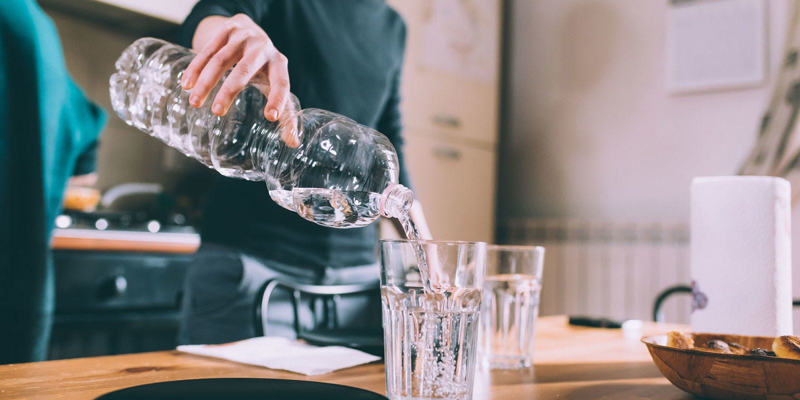 quanti bicchieri dacqua al giorno per perdere peso